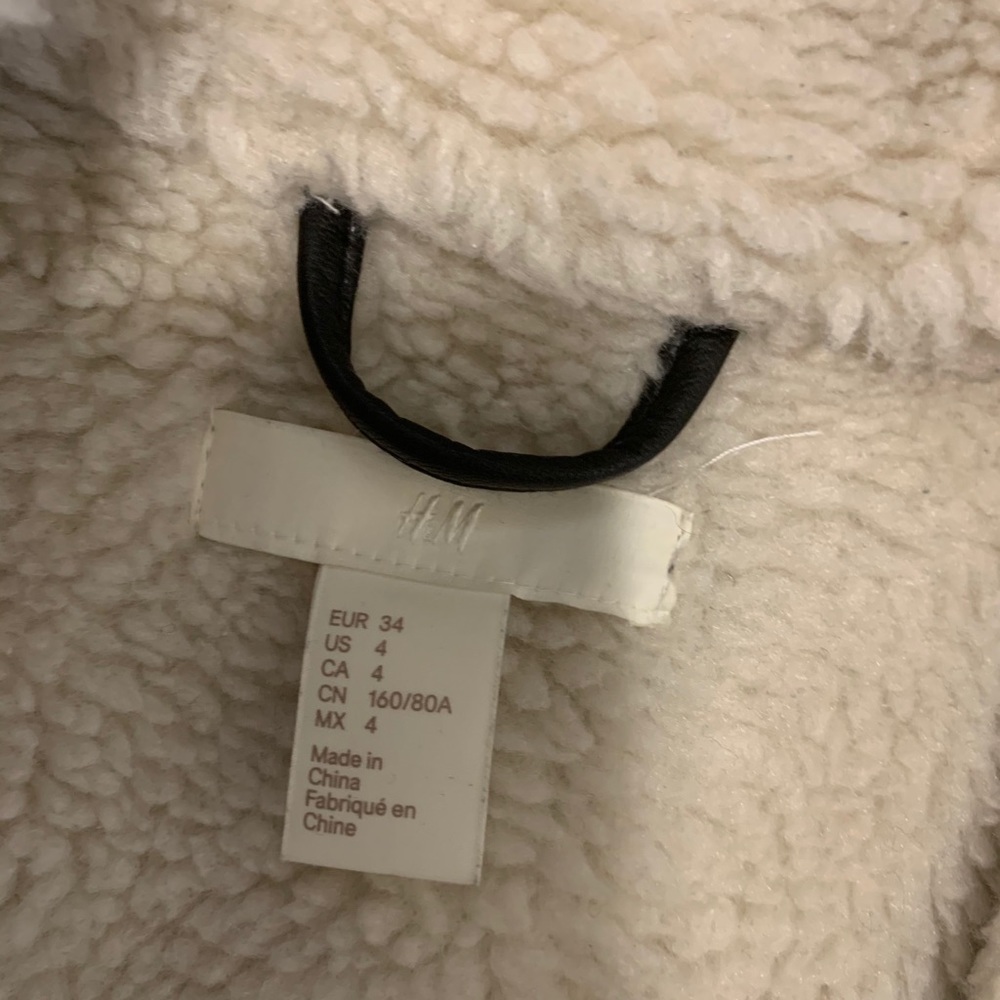 H&M jacket - Picture 2 of 6